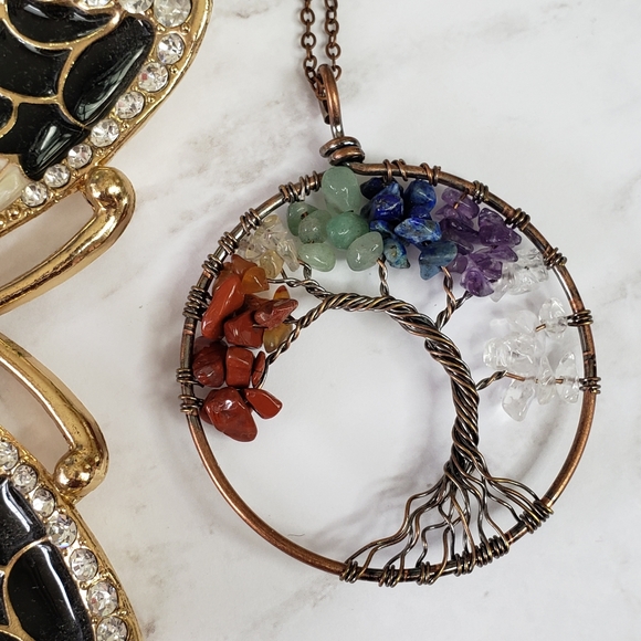 Jewelry - Chakra Tree of Life Charm Necklace